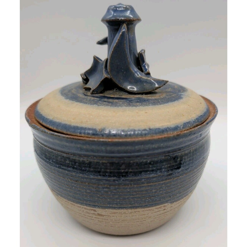 Mud Dabbers Pottery Celestial Moon and Stars Lidded Jar Honey Pot Signed 078N397